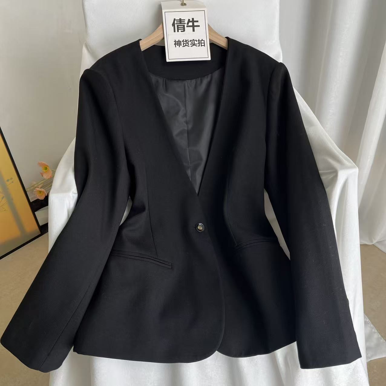 倩牛孤品特价】撤柜高档女装  高级感无领一粒扣羊毛西装外套女