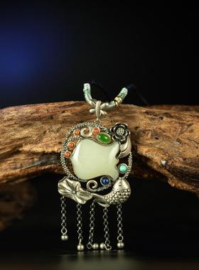 S925镶和田白玉盾牌吊坠