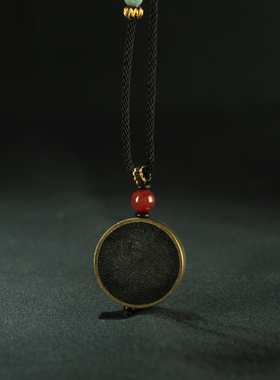 藏传原生态老料藏工铜镶嵌纯黑料嵌铜小圆形挂牌吊坠项链杂项收藏