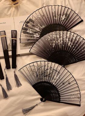 中国风折叠小扇子随身携带古风汉服马面裙古装舞蹈黑色折扇女