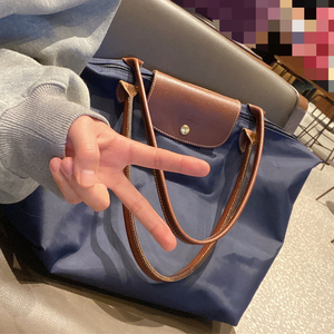 法龙骧通勤大容量托特包女休闲饺子包轻便尼龙单肩手提包大妈咪包