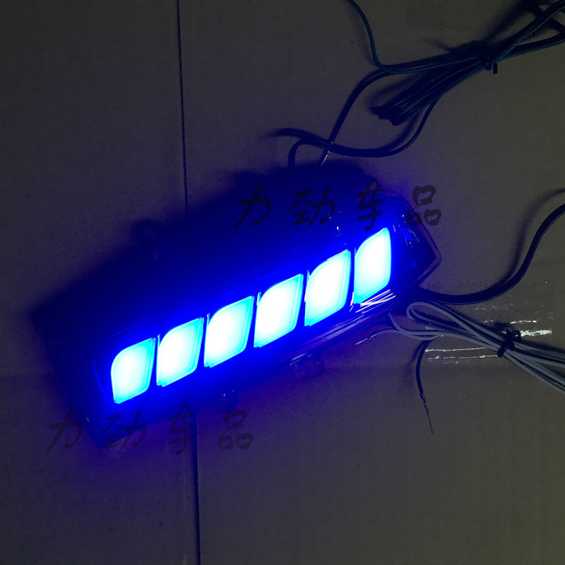 VELLFIRE ALPHARD 20 시리즈 백미러 주간 주행등에 적합합니다. 흐르는 물 회전 조명이 땅을 비춥니다