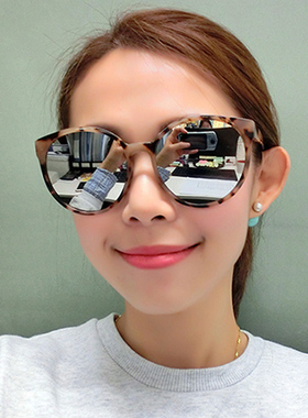 大脸女士板材彩色太阳眼镜