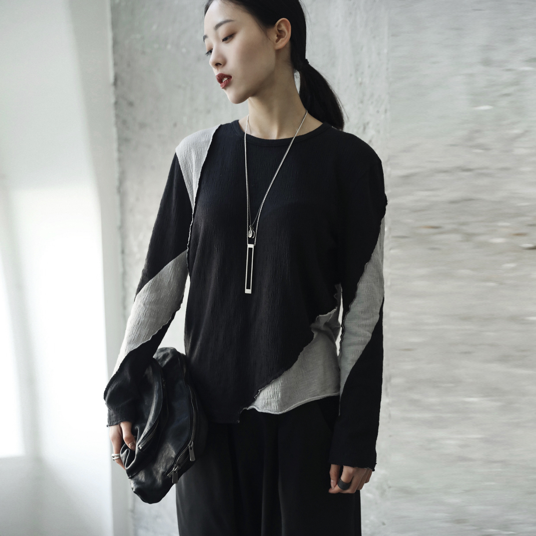 SIMPLE BLACK 2018´º¼¾ssÐÂ¿îÆ´½Óë±ßÆÆ»µÆòؤ³¤ÐäÐÝÏÐTÐô