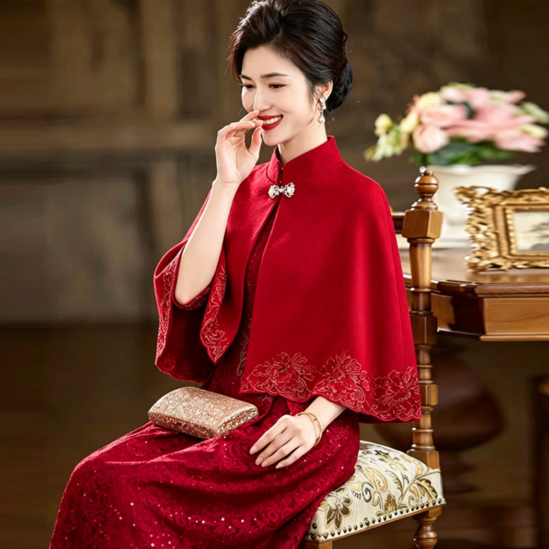 红色婚礼妈妈喜婆婆配旗袍斗篷披肩外搭2026新款气质披风女外套