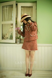 兰奕屋语原创设计 红色花呢蝴蝶结镶边上衣半裙套装 可爱复古俏皮