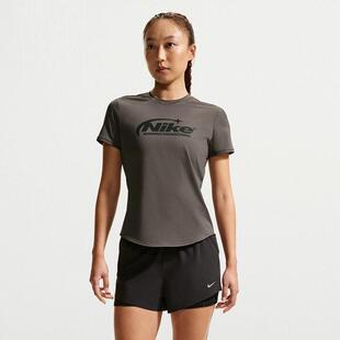 Nike耐克女装 舒适透气运动休闲百搭圆领短袖T恤IO4243-254