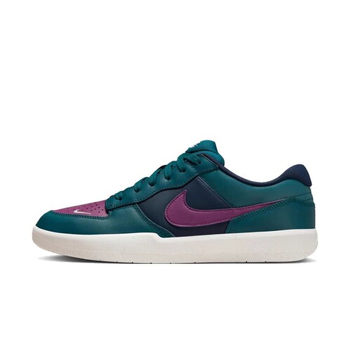 运动舒适休闲轻便透气板鞋Nike男