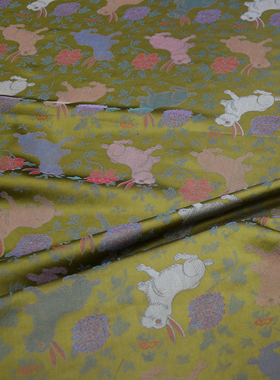 宽幅零头38姆绿色兔子印花真丝宋锦香云纱礼服布料桑蚕丝旗袍面料