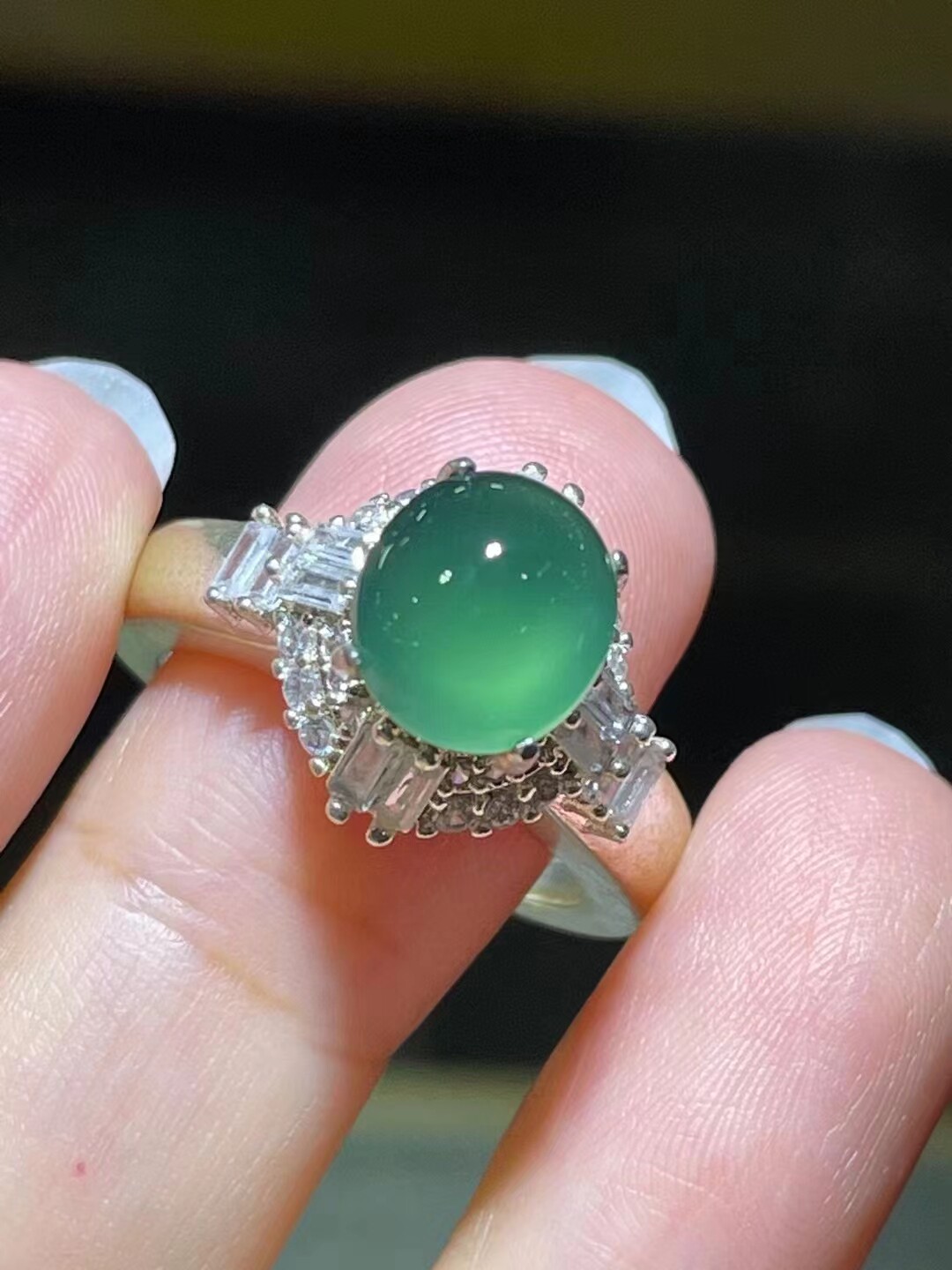 缅甸翡翠高冰蛋面 湖水绿 天然翡翠 冰种戒面