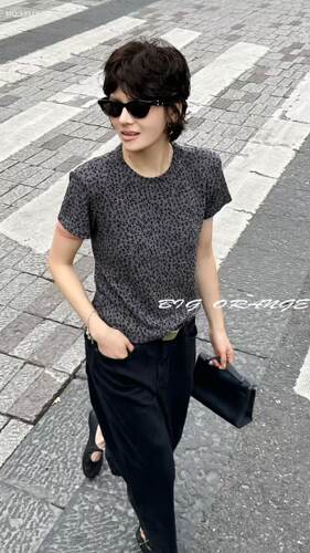 大橘子3391大码T恤衫女胖mm豹纹打底衫磨毛短袖上衣200斤女装新款