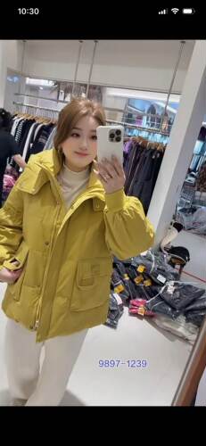 芮娜依莲9897大码羽绒服女胖mm彩色200斤女装新款连帽90白鸭绒冬