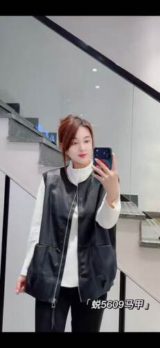 蜕变日记5609大码皮马甲女胖mm短外套PU马夹200斤女装坎肩外套秋