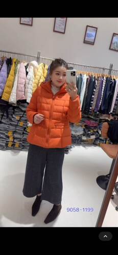 芮娜依莲9058大码羽绒服女胖mm国标90白鸭绒200斤女装新款外套冬