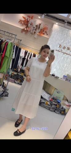 芮娜依莲3216大码连衣裙女胖mm蕾丝雪纺中长款裙子200斤女装新款