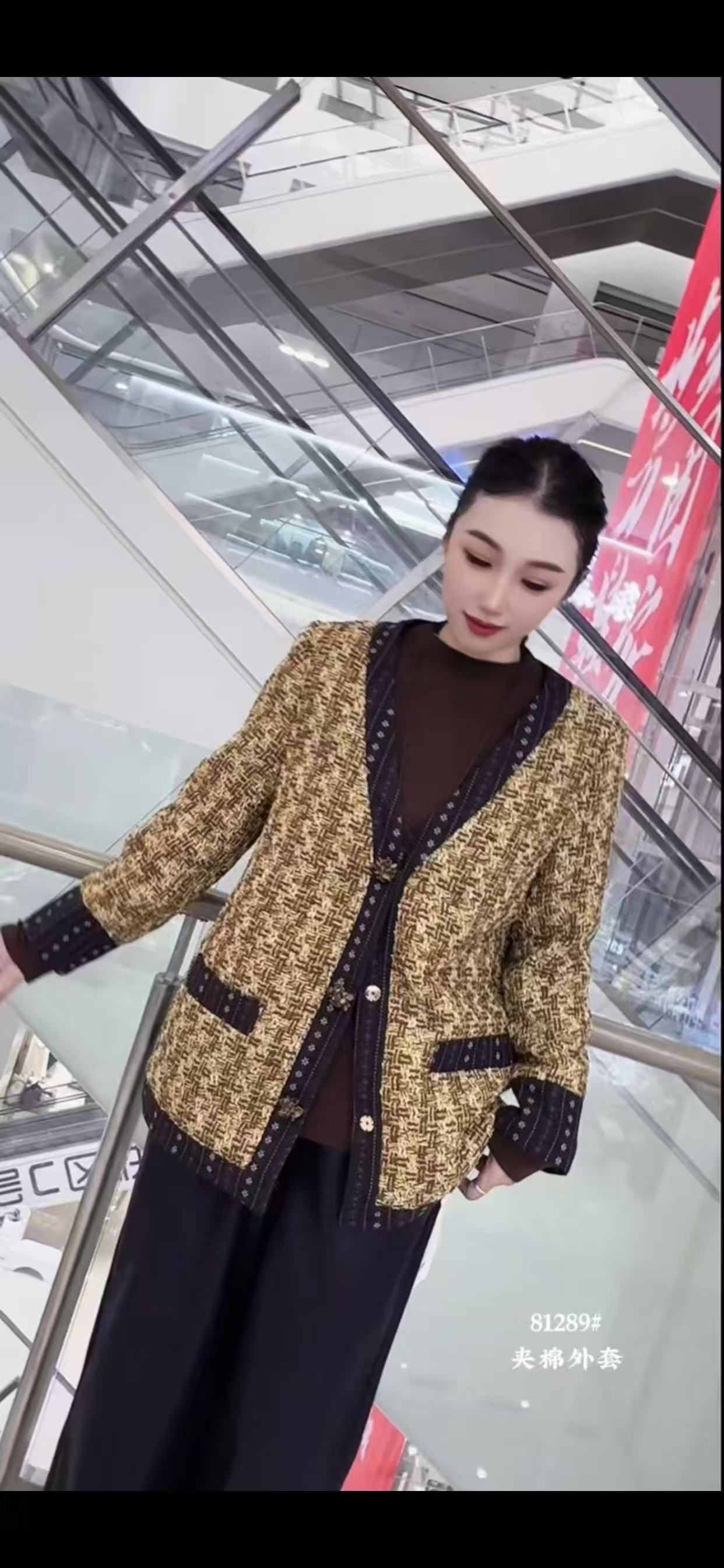 胖淼淼81289大码棉服女胖MM小香风棉袄200斤女装新款棉衣棉西服冬