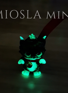 超黏人小猫 MIOSLA MINI 喵斯拉奶牛新款 夜光sofubi原创设计