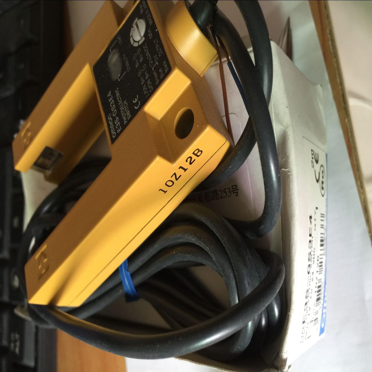 全新原装正品E3S-GS3E4欧姆龙光电传感器议价