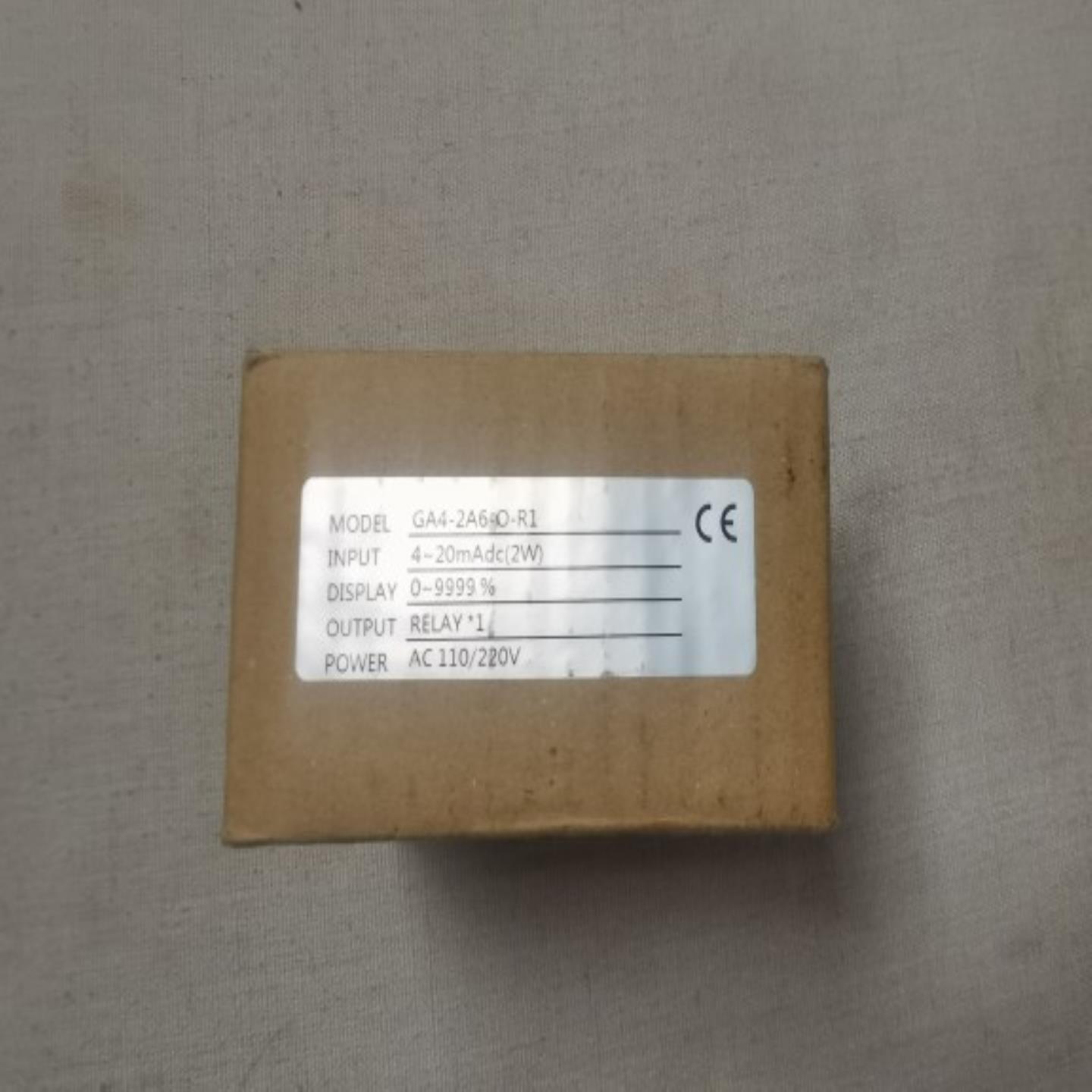 台湾Dcbox数显表GA4-2A6-O-R1全新实物图外包装写了字