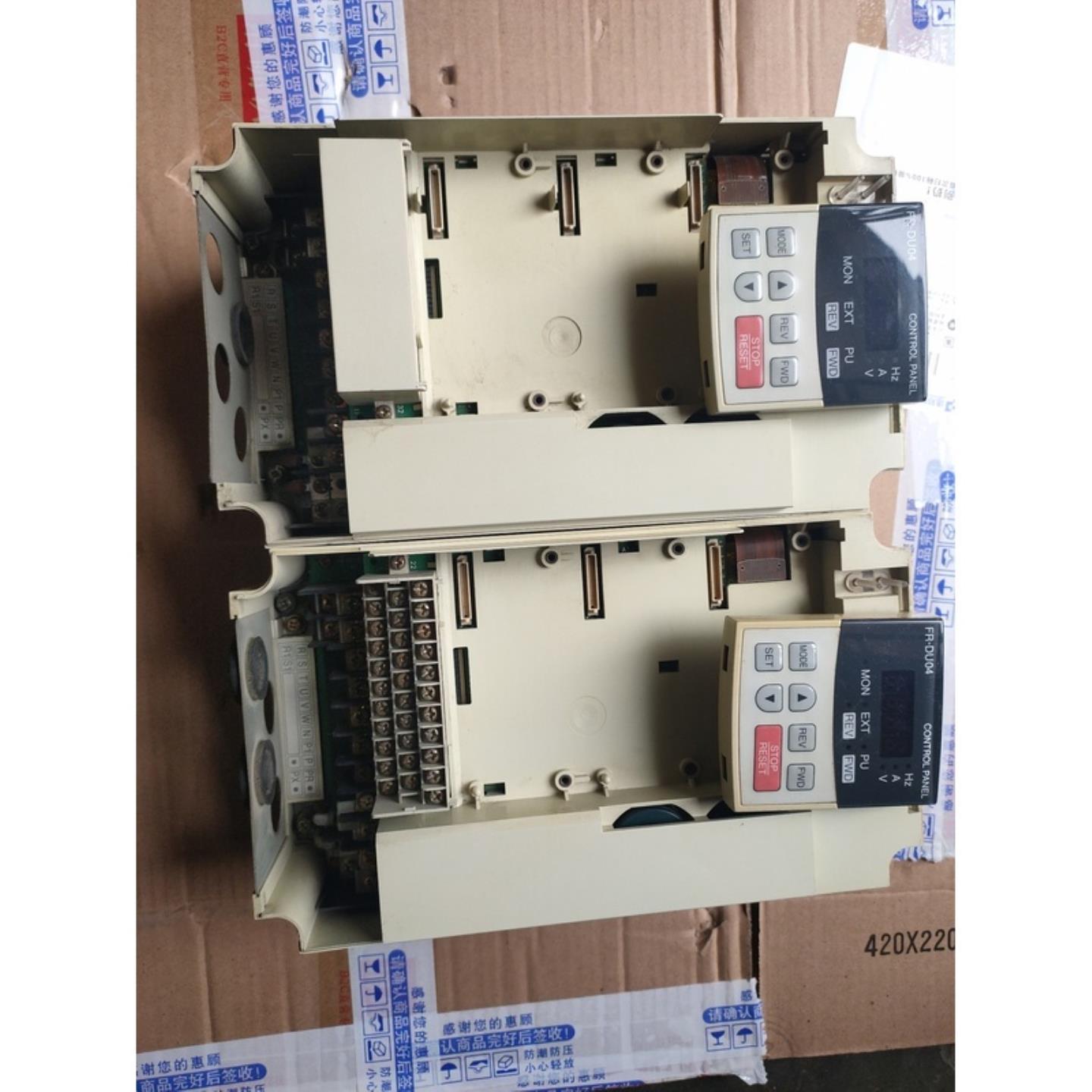 三菱a540变频器22kw380v一台15kw380v