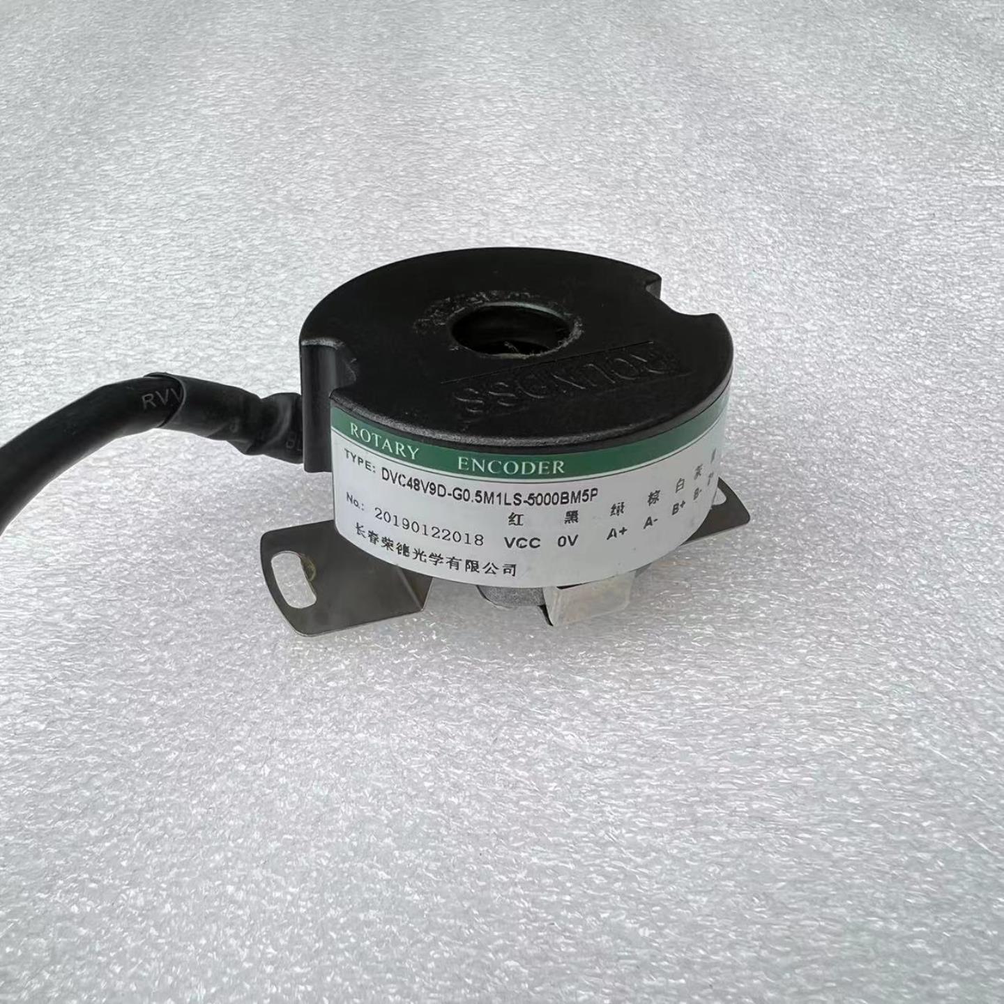 DVC48V9D-G05M1LS-5000BM5P伺服电机编码器长春荣德
