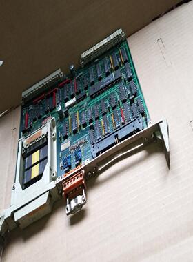 22F-D4P2N1036FX1138-5BB04 6FX1121-2BA03  6FX1822-7BX22-3D