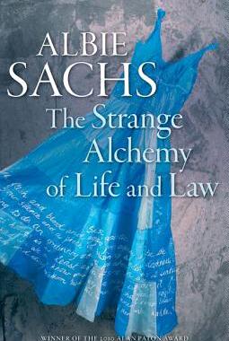【预订】The Strange Alchemy of Life and Law