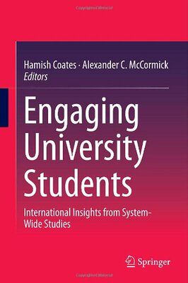 【预订】Engaging University Students