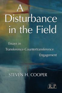 【预订】A Disturbance in the Field