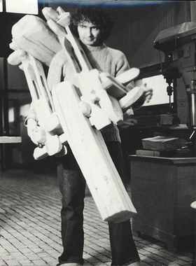 预订 Mihai Olos: Per Kirkeby, Mario Merz, Nam June Paik, Richard Serra, Thomas Virnich 米哈伊·奥洛斯：佩尔·柯克比、马