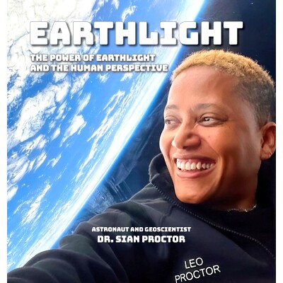 预订 EarthLight: The Power of EarthLight and the Human Perspective: 9781733765466