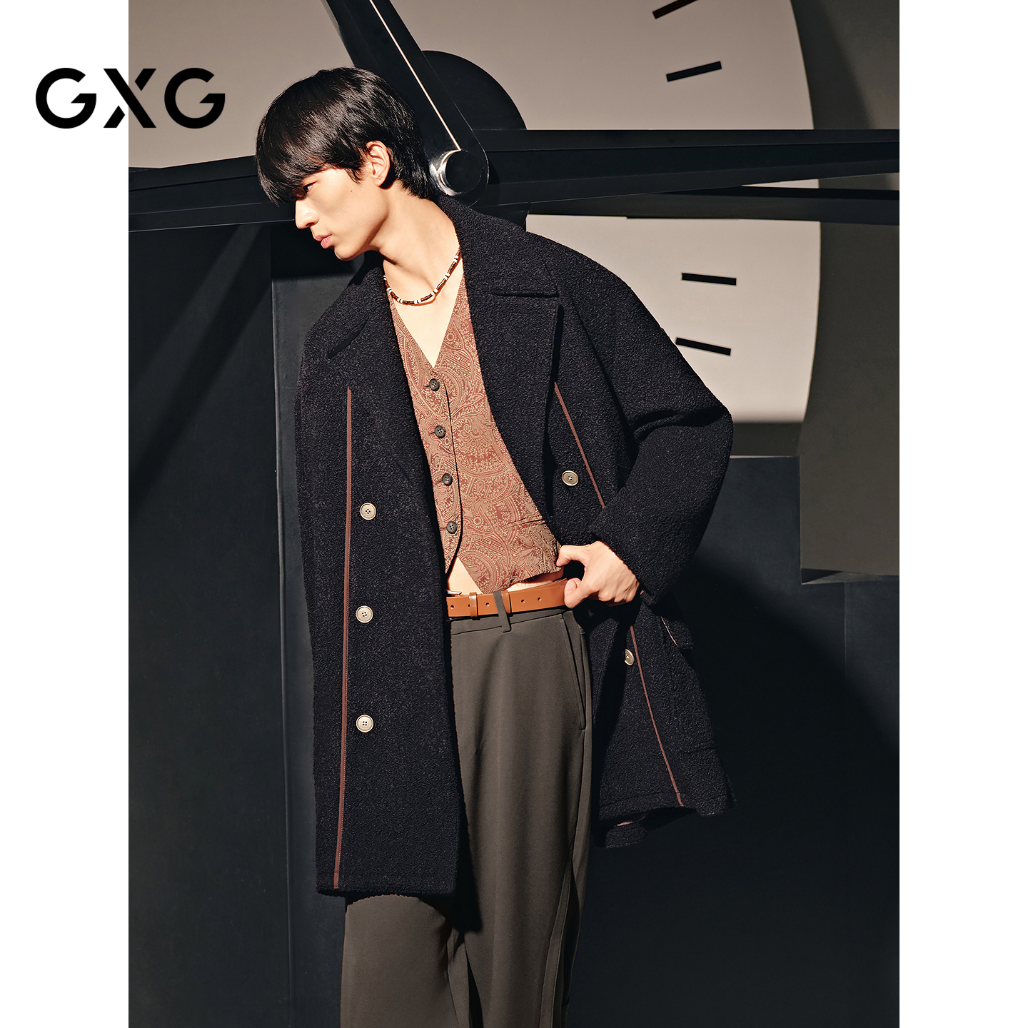 GXG男装款黑色廓形长款大衣