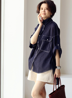 C7516C简约休闲明线设计宽松大兜五分挽袖前短后长衬衫女米兰宣言