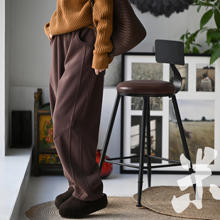 米兰宣言 女冬 K77887 休闲立体剪裁松紧腰侧缝显瘦阔腿加绒弯刀裤