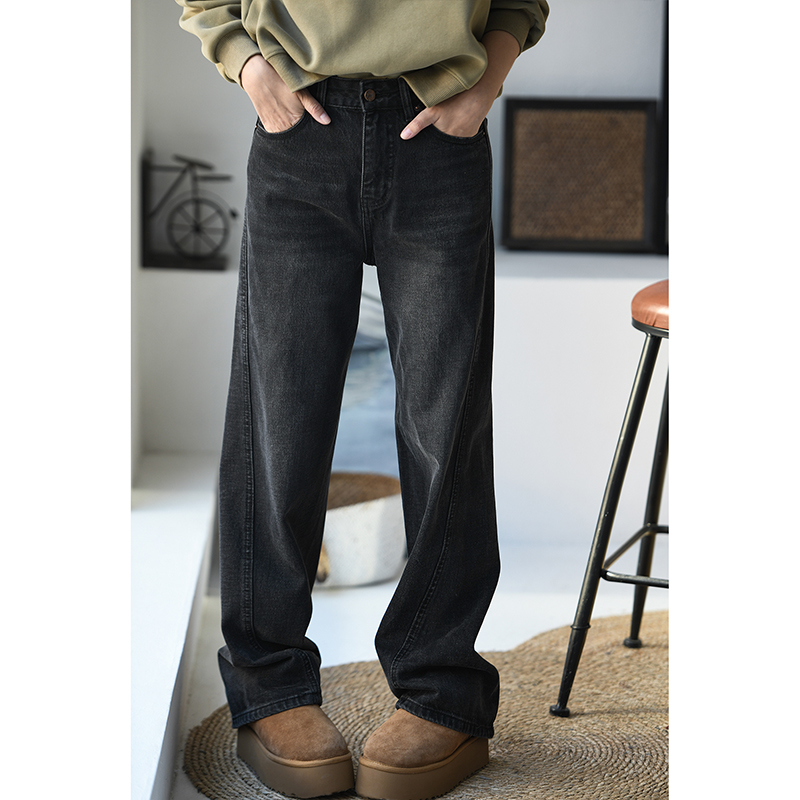 立体剪裁薄绒阔腿牛仔裤