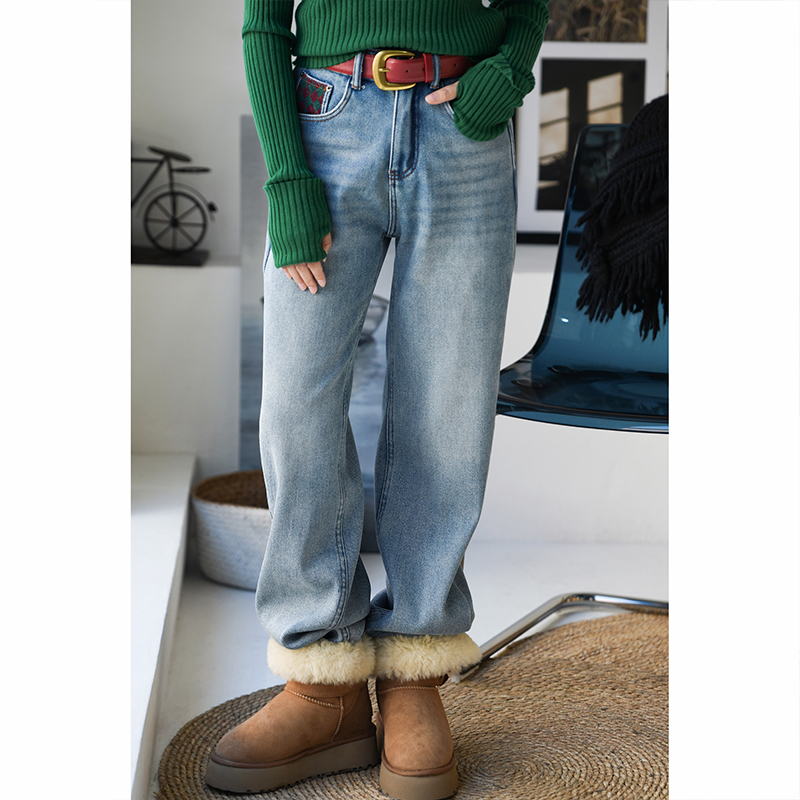 加绒韩版贴布宽腿直筒牛仔裤