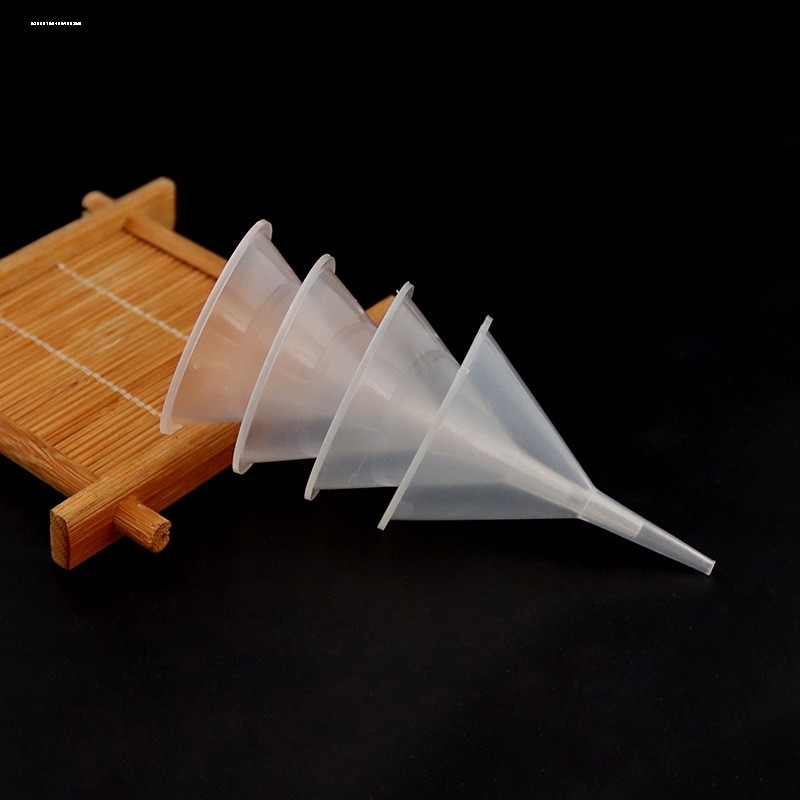 透明塑料小漏斗分装小口径玻璃瓶装香水精油防撒迷你漏斗,饰品/流行首饰/时尚饰品新,其他DIY饰品配件,淘宝优惠券,粉丝福利购,淘宝优惠卷