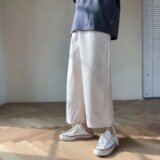 卡其色