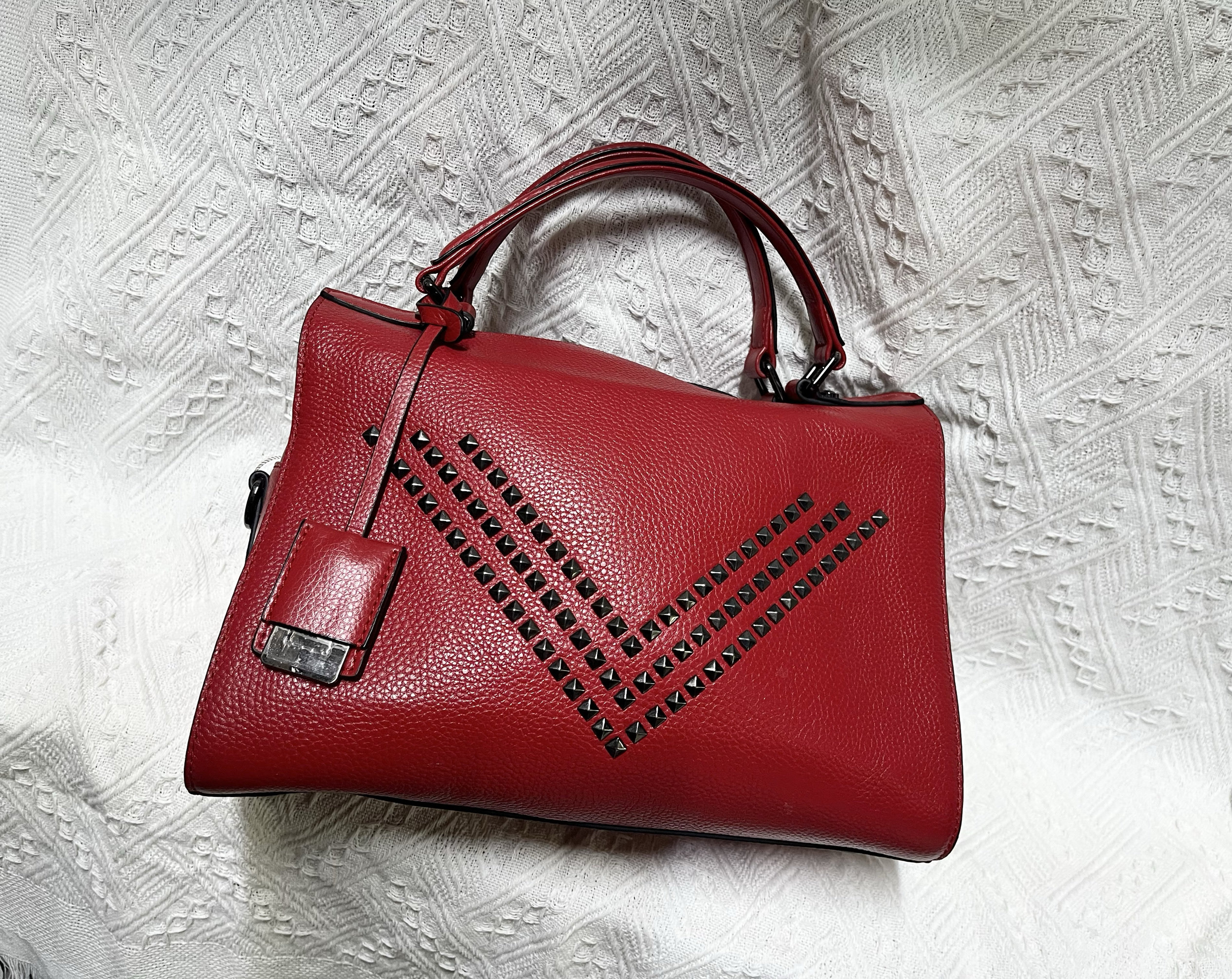 红色妈妈包2025新款时尚大气手提包结婚包手提斜挎包休闲方形女包