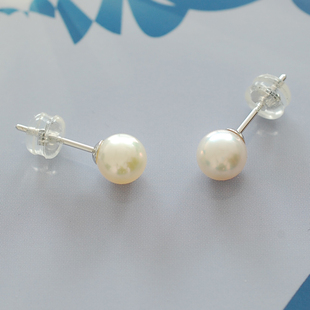 日本akoya珍珠耳钉18K白金耳环耳饰白色强光正圆气质女轻奢高级感