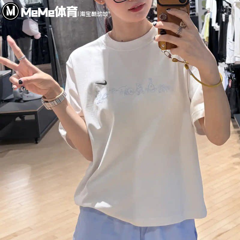 耐克2026秋新款女装灰白宽松透气趣味卡通刺绣休闲T恤 IW1213-030