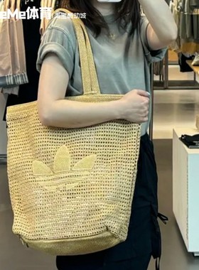 阿迪达斯三叶草秋季款女包编织镂空度假风拎包单肩托特包 KW2006