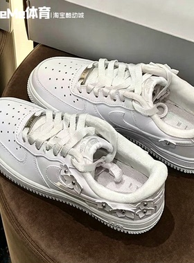 耐克2026秋款女鞋AF1空军一号立体小白花厚底休闲板鞋 IR8637-100