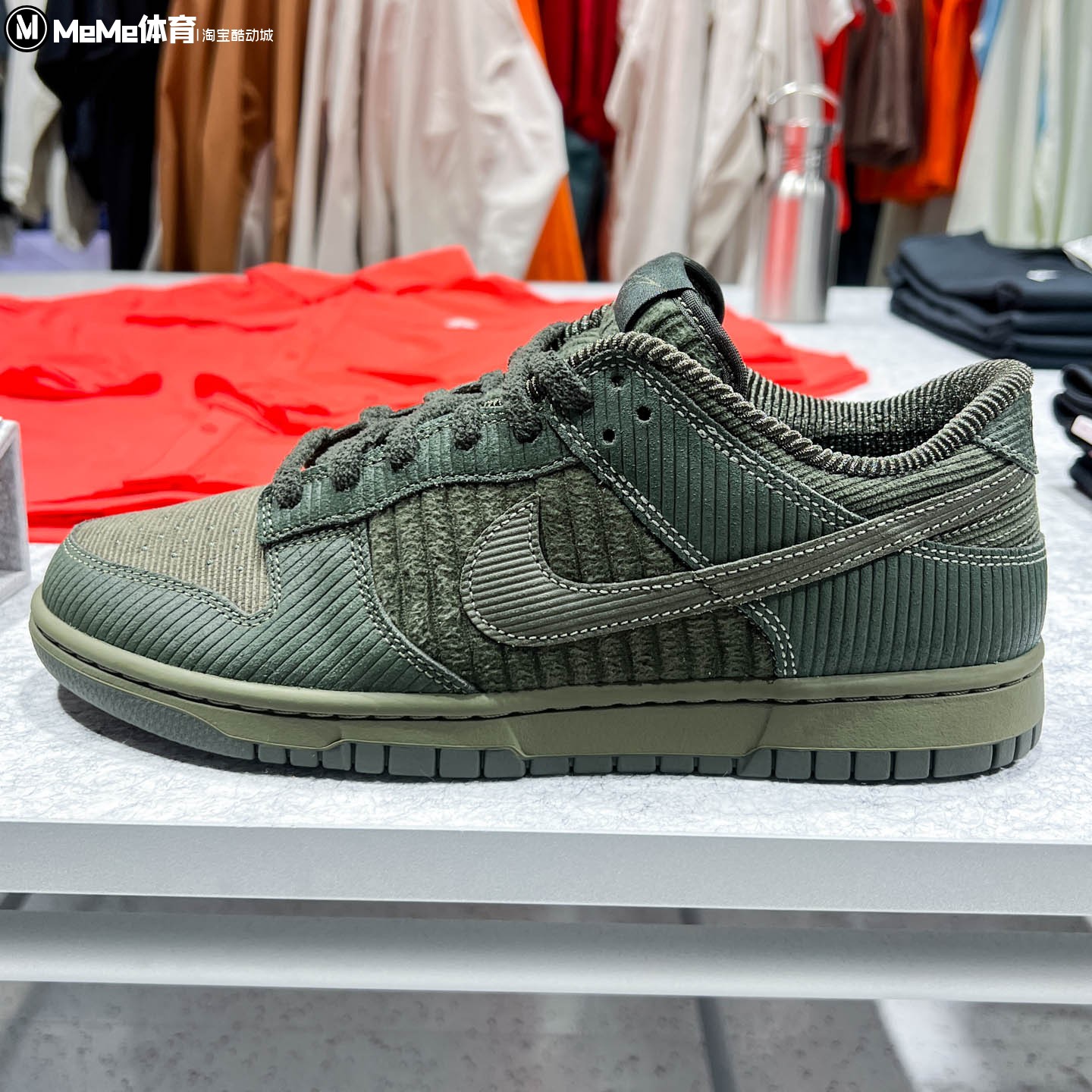 耐克2026秋男鞋Dunk Low麂皮条纹拼接复古工装风板鞋 IB7746-300