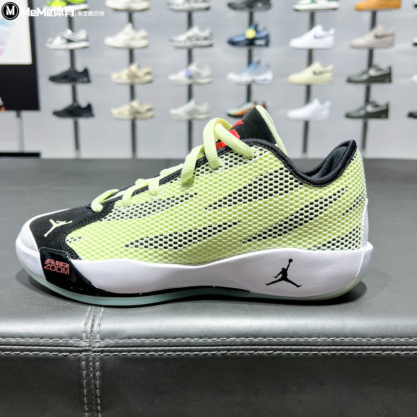 Nike耐克2026秋款男鞋Luka 77 PF荧光绿撞色缓震蓝球鞋IF1611-700