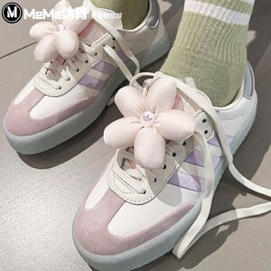 三叶草女鞋SAMBAE花朵配饰德训鞋