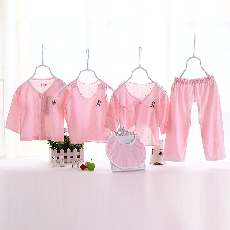 Coffret cadeau pour bébé - vêtements - Ref 1966254 Image 4