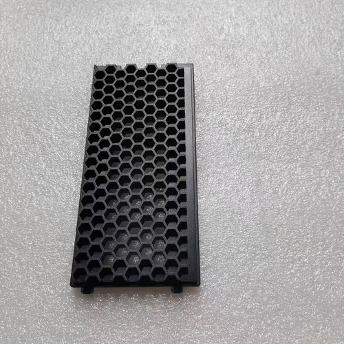 联想工作站图形塔式新款Thinkstation p3  光驱挡板拆完光驱堵洞