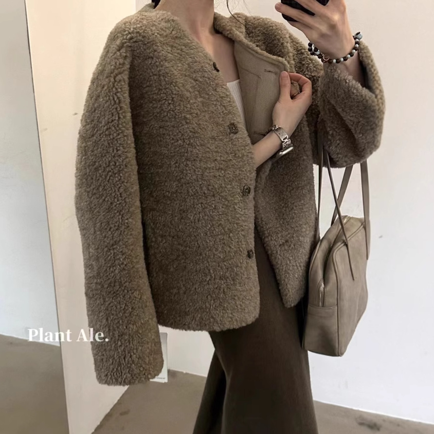 韩国简约圆领精仿环保皮草~温暖软糯羊剪绒毛毛外套新款女装Y838