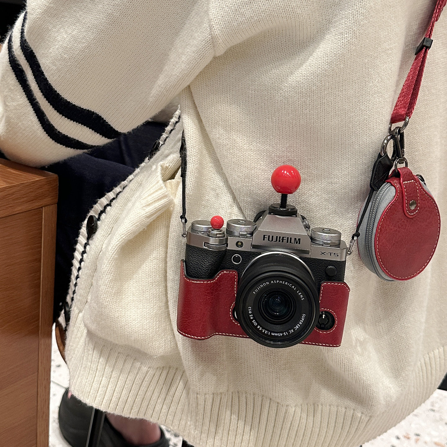 富士XS20保护套XT30三代二代XT50XS10适用相机包配件红色XE5xt5壳图片